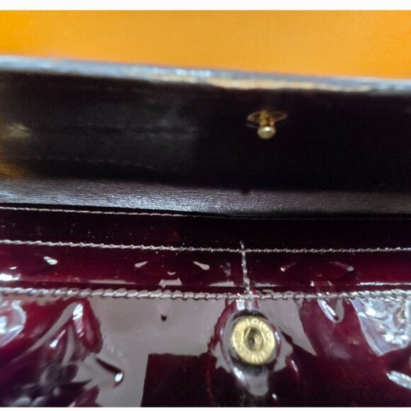 VGUC Louis Vuitton Sarah Vernis Wallet in Amarante - Picture 11 of 16
